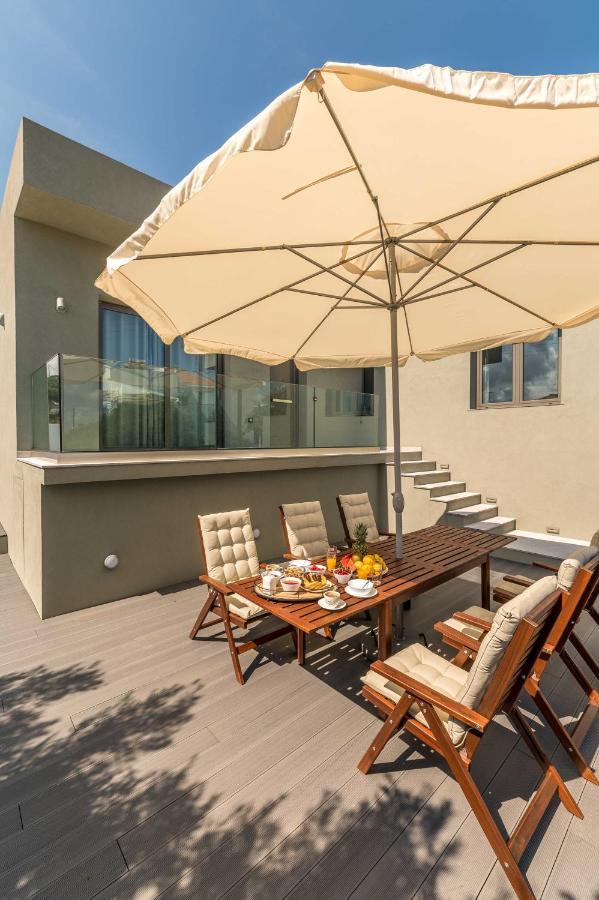 Nama Villa 250M From The Sea Макригиалос Экстерьер фото