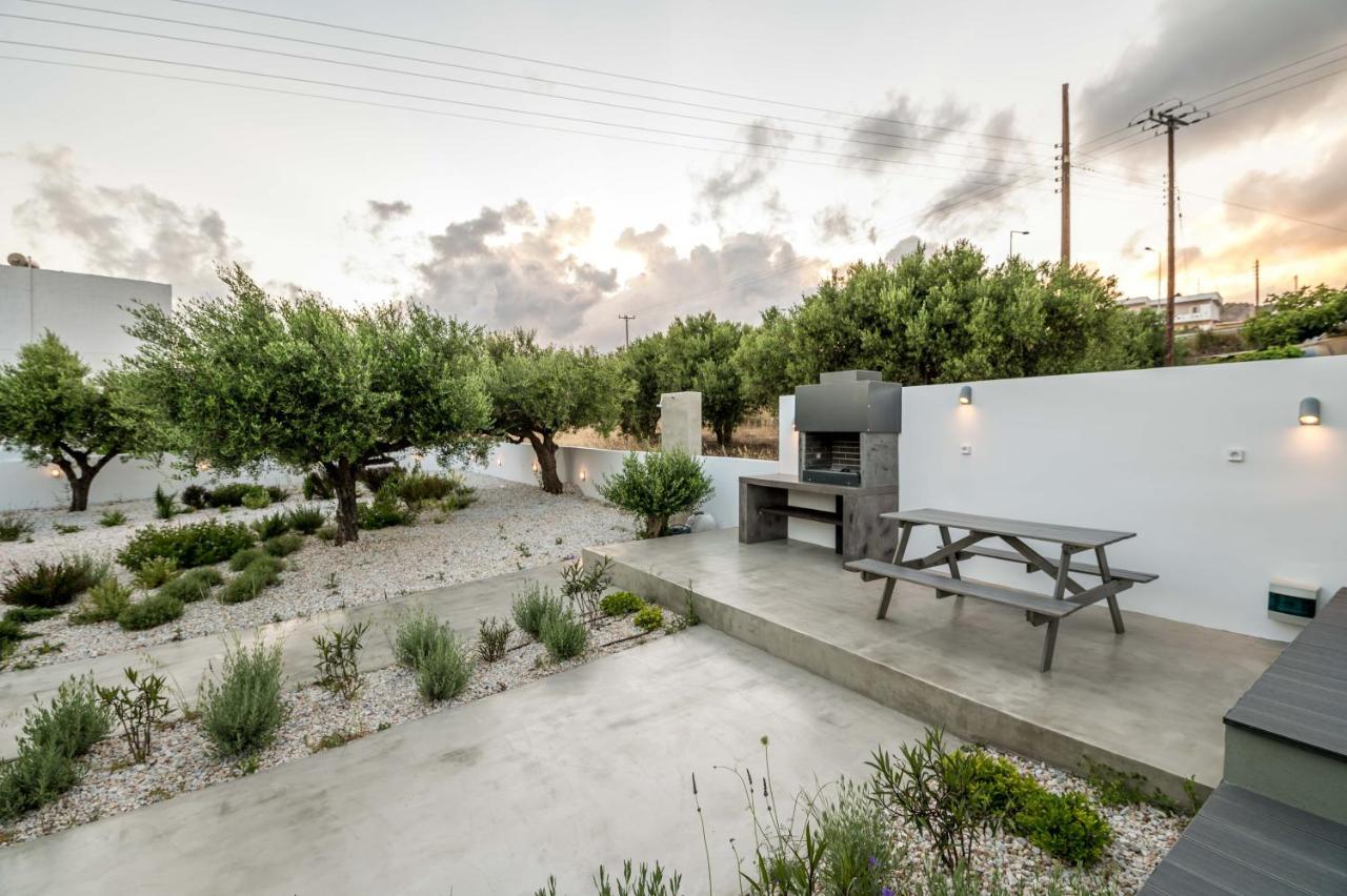 Nama Villa 250M From The Sea Макригиалос Экстерьер фото