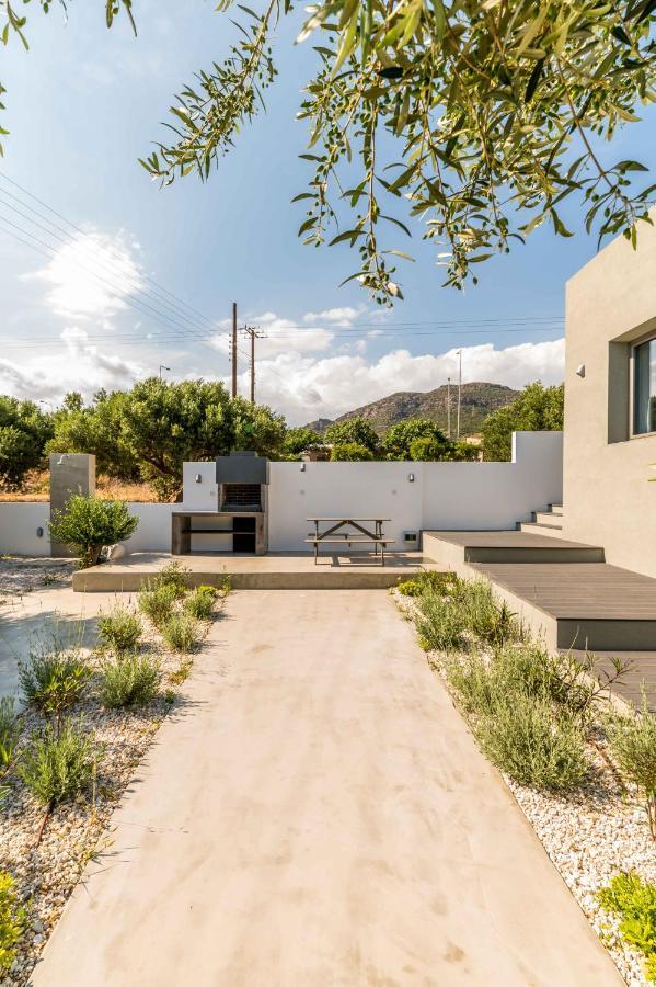 Nama Villa 250M From The Sea Макригиалос Экстерьер фото